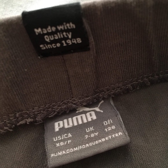 Girls dark grey with pink logo Puma leggings - Picture 2 of 3